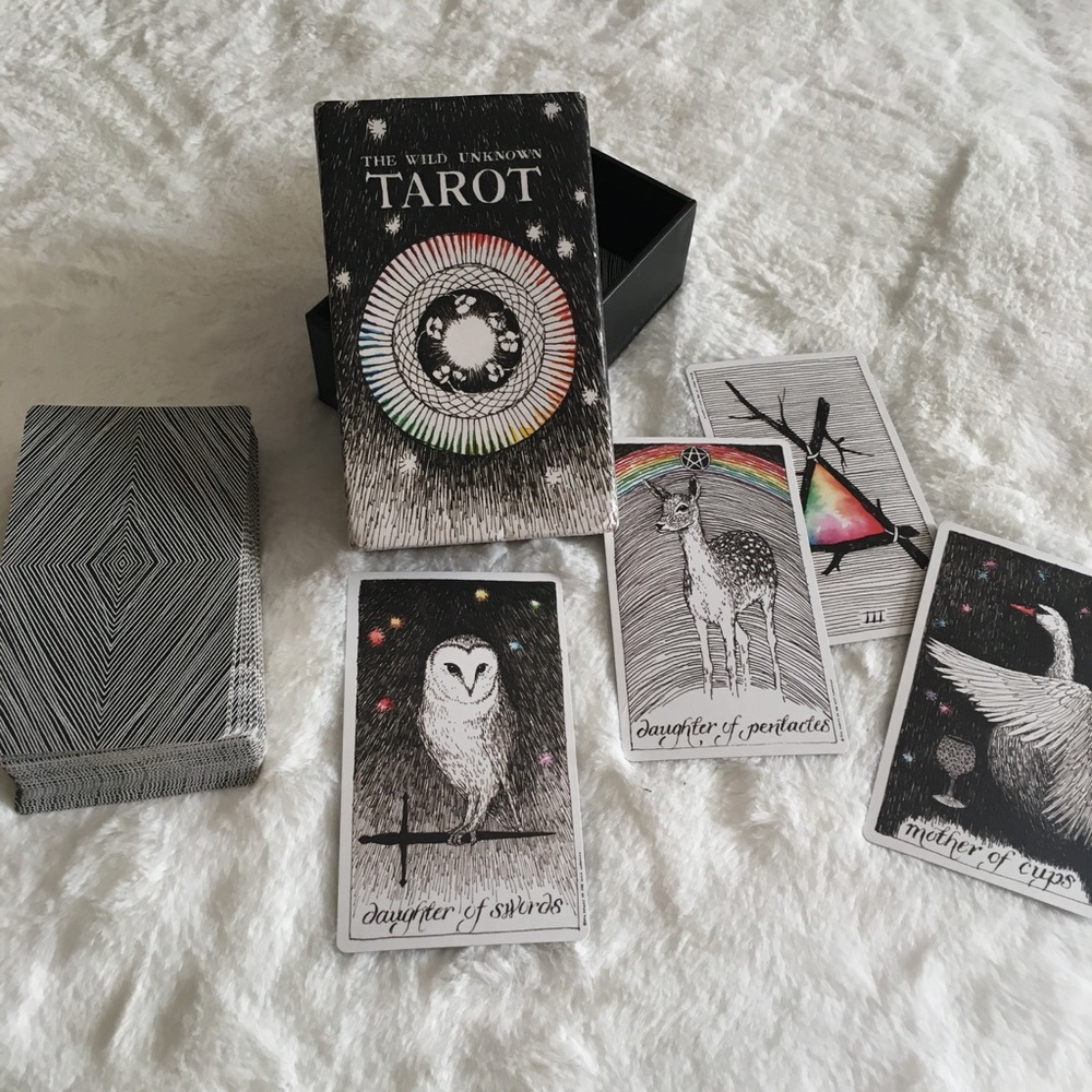 ✨The Wild Unknown 1st edition Tarot deck✨